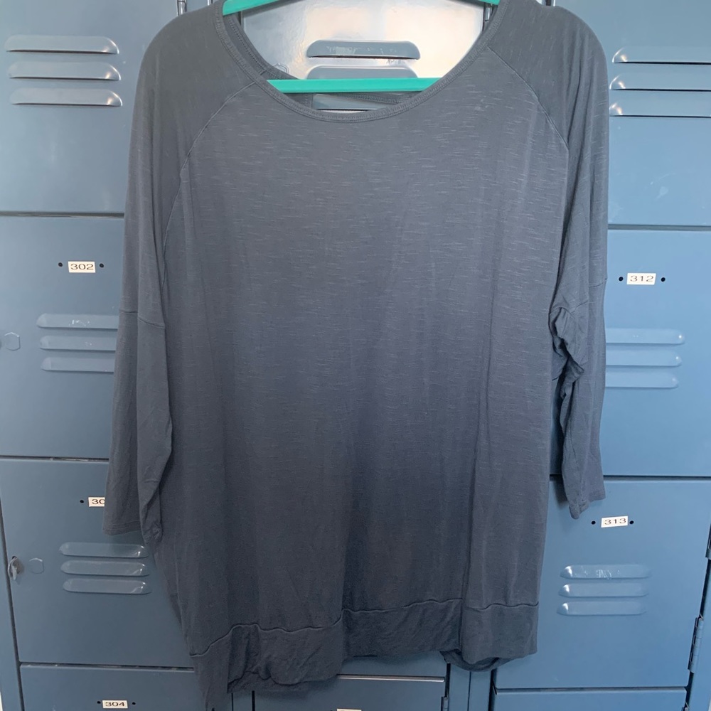 Workout open back dolman sleeve top
